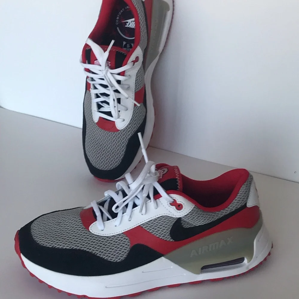 Nike Ohio State Buckeyes College Air Max SYSTM Men Shoe size 10 Mesh Sneaker